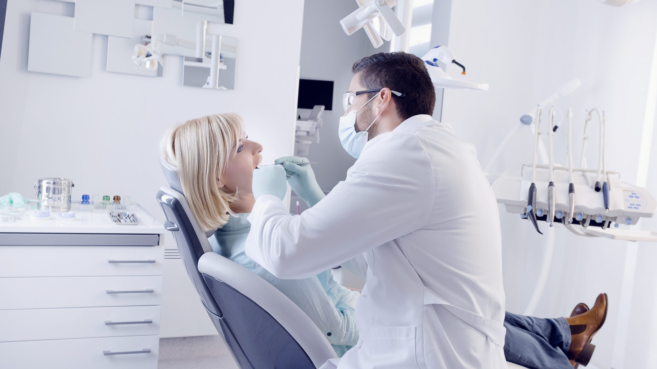 Dentist in Spring Grove, IL